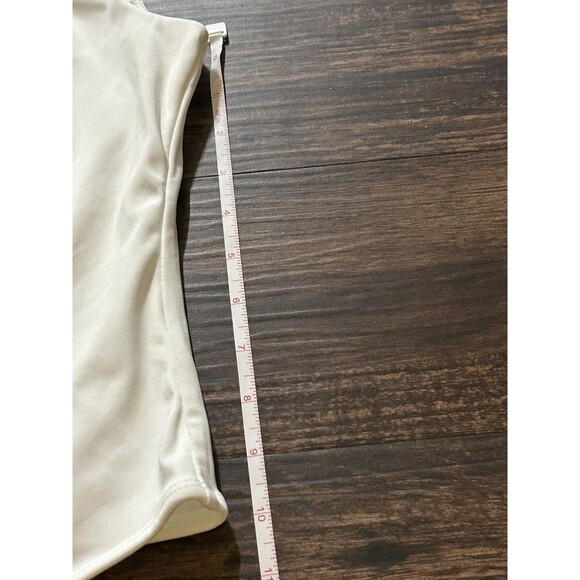 Forever 21 Women's White Halther Bodysuit Size M Pre-Owned - Picture 10 of 12